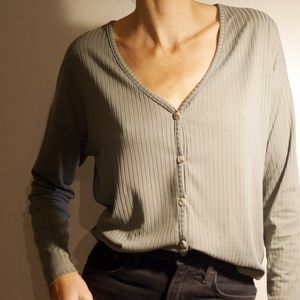 Nettle's Tale Reid Cardigan Size Small (Light Grey)